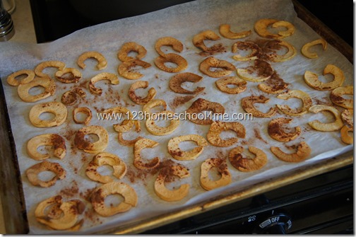 How to Make Apple Chips bake apples