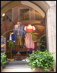 dirndl_edited-1_thumb1 dirndl_edited-1_thumb1