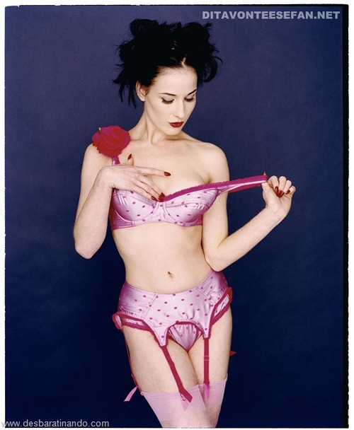 dita von teese linda sensual sexy sedutora desbaratinando (102)