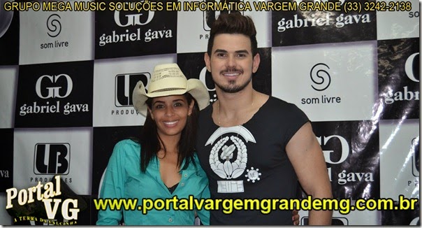 show de gabriel gava e desfile do carrod e boi em goiabeira portal vargem grande mg (3)