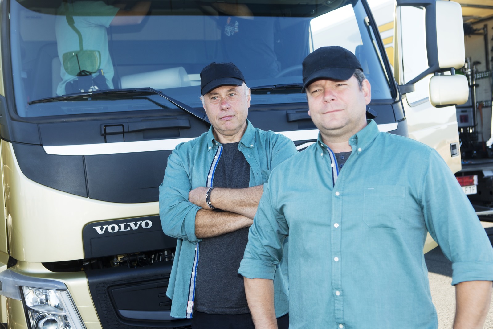 [Volvo-Trucks-Epic-Split-Van-Damme-8%255B3%255D.jpg]