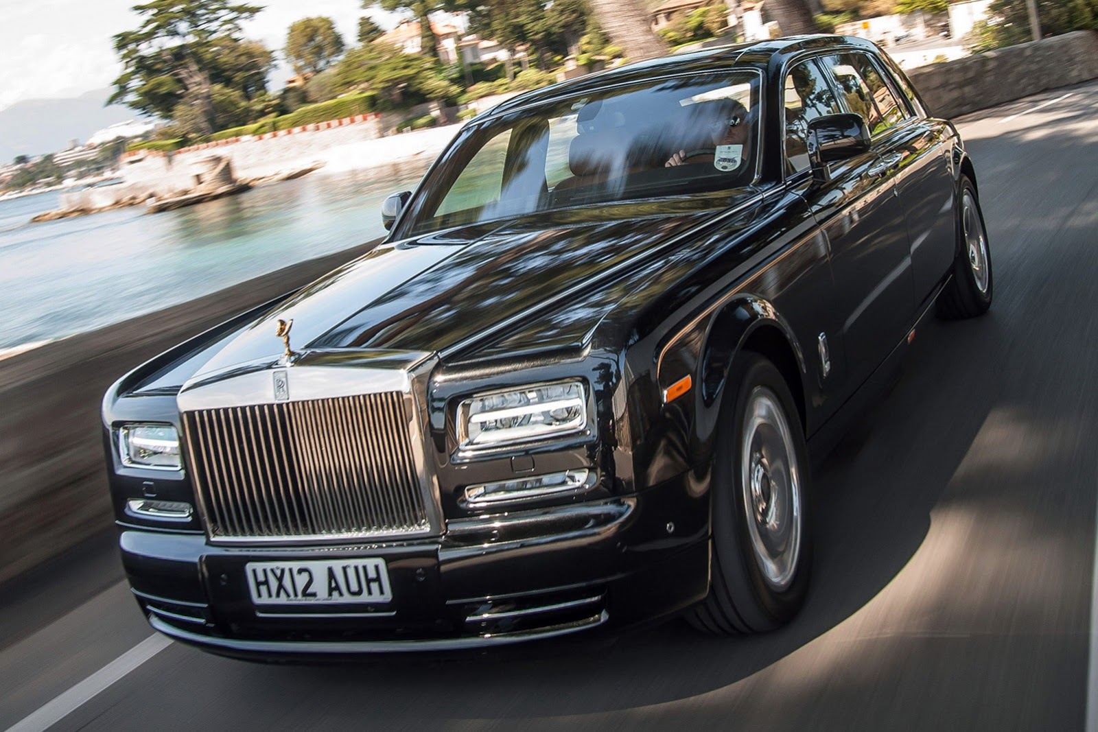 [Rolls-Royce-Phantom-Extended-Wheelbase-8%255B2%255D.jpg]