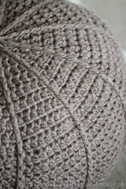 Crochet Floor Pouf Pattern #crochet #floorpouf #pattern Crochet Floor Pouf Pattern
