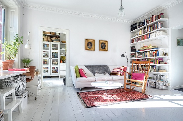 sin pecado concebida: Una cocina amarillenta