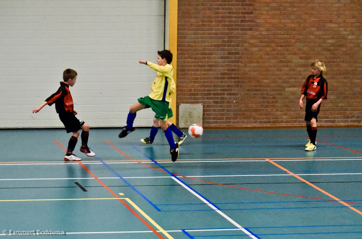 2012127 - WVV F1 - Scheemda Zaaltoernooi - 015.jpg