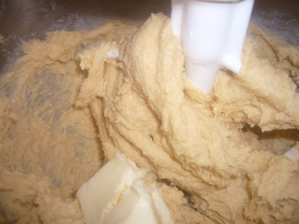 [Pan-de-muerto-mexico-in-my-kitchen2.jpg]