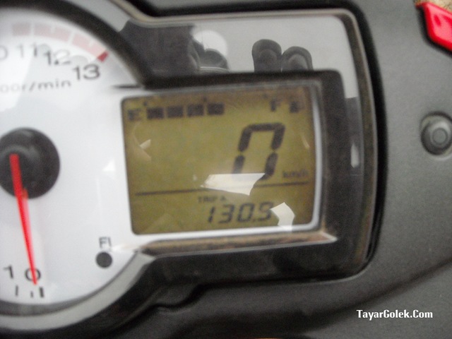 [DSCN79372.jpg]