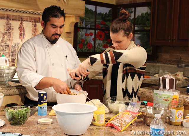 [Chef%2520Felix%2520Tai%2520teaching.jpg]