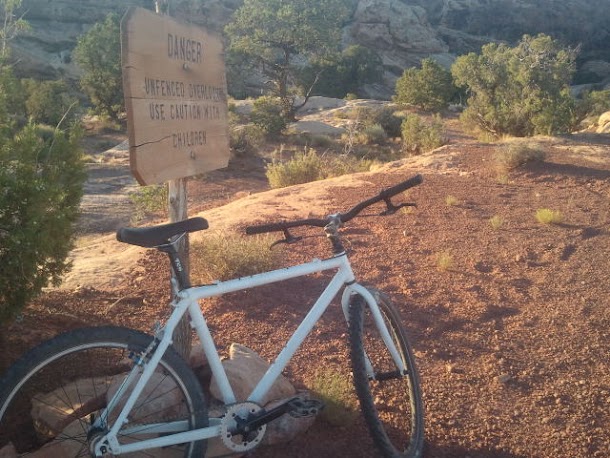 Mountain Biking to Colorado River Overlook in Canyonlands National Park - Needles Section.52.jpg