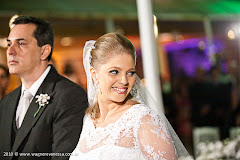 Fotos do evento Fernanda e Renato. Foto numero 30. Fotografia (fotografias) dos fotógrafos de casamento Wagner e Vanessa que fazem fotos de casamento (fotografia de casamento) no melhor estilo do fotojornalismo em Niterói, RJ, e outras cidades do Rio de Janeiro. fotos casamento niterói de rj festa rio janeiro niteroi festas para casamentos foto fotojornalismo fotografia noiva ornamentaçao penteados simples decoraçao fotógrafo eventos