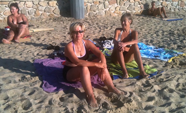 [On%2520the%2520Beach%255B3%255D.jpg]