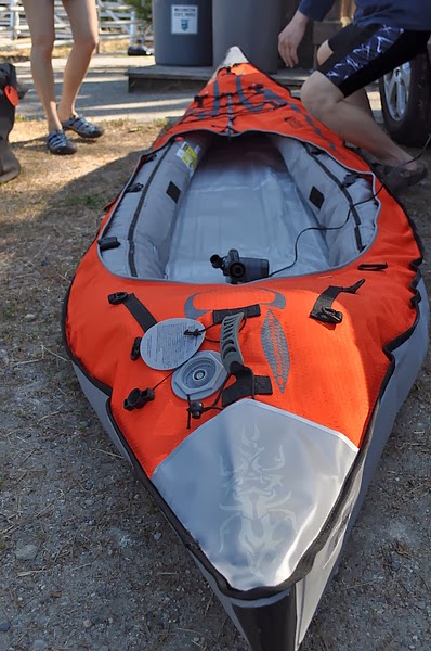 Advanced Element: Inflatable Kayak 充氣式獨木舟 Advanced Element: Inflatable Kayak 充氣式獨木舟
