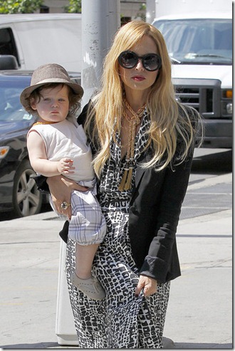 Rachel Zoe Celebrity stylist Rachel Zoe stylish FmwfkRaIHIfl Rachel Zoe Celebrity stylist Rachel Zoe stylish FmwfkRaIHIfl