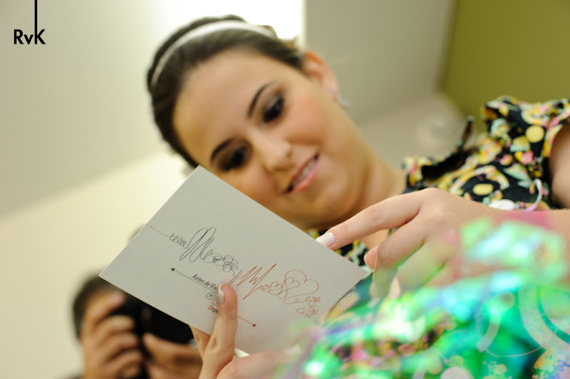 Fotos de Leticia e Rafael. Foto numero 02 de Rogerio von Kruger, fotografo no Rio de Janeiro (RJ), que faz fotos de casamento, fotos de musica, fotos de shows e fotos de eventos. Rogerio von Kruger faz fotos digitais de casamento no Rio de Janeiro, RJ. fotos de casamento foto digital rio janeiro rj festa noiva noivas festas album casamentos digitais retrato fotografia profissionais fotografo retratos eventos