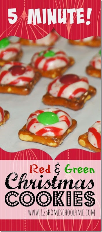 Christmas Cookies Recipe - These cookie are so pretty and easy to make! I love the mixture of the salty pretzel with the peppermint and chocolate. My kids helped me make these in just 5 minutes! Christmas Cookies Recipe - These cookie are so pretty and easy to make! I love the mixture of the salty pretzel with the peppermint and chocolate. My kids helped me make these in just 5 minutes!