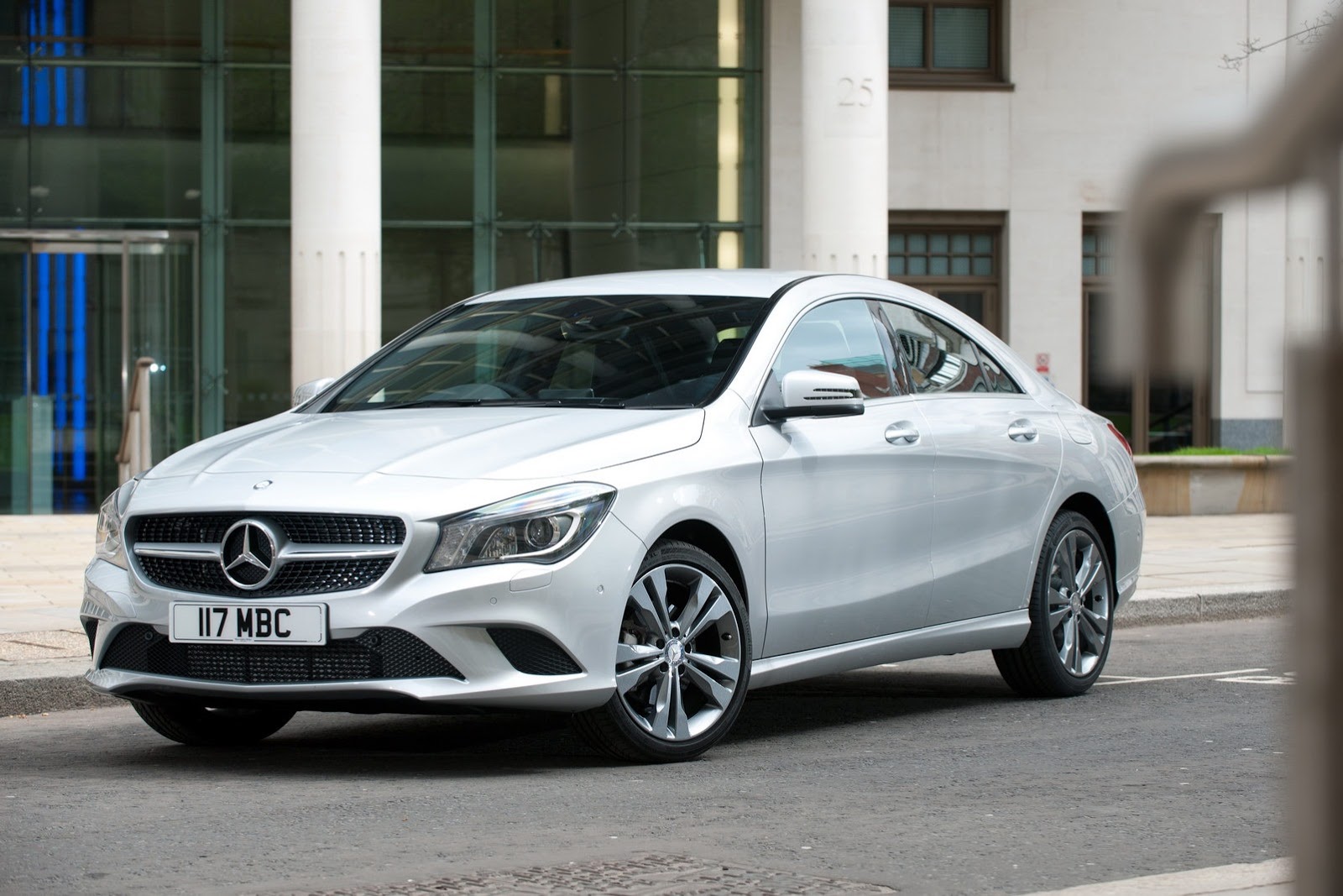 [Mercedes-CLA-4%255B2%255D.jpg]