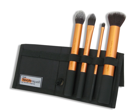 [Real-Techniques-Core-collection%255B4%255D.jpg]