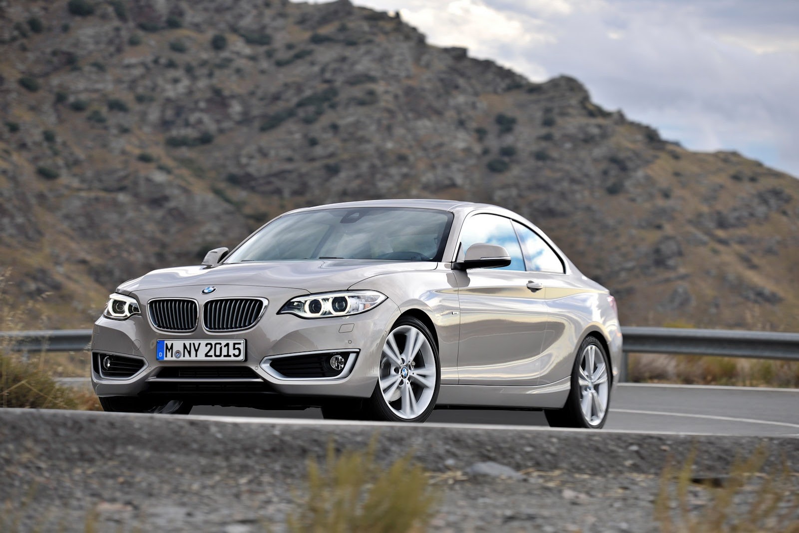 [BMW-2-Series-29%255B4%255D.jpg]