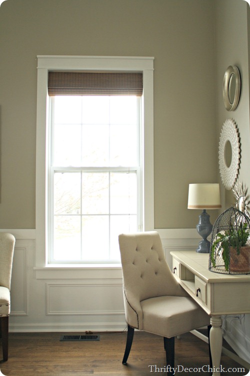 DIY craftsman window trim from Thrifty Decor Chick