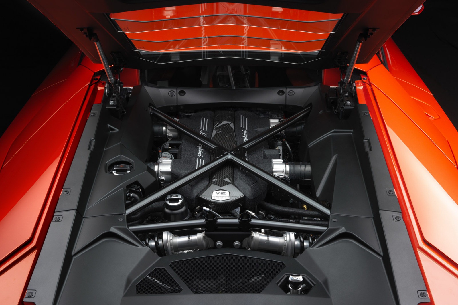 [Lamborghini-Aventador-LP700-4-7%255B2%255D.jpg]