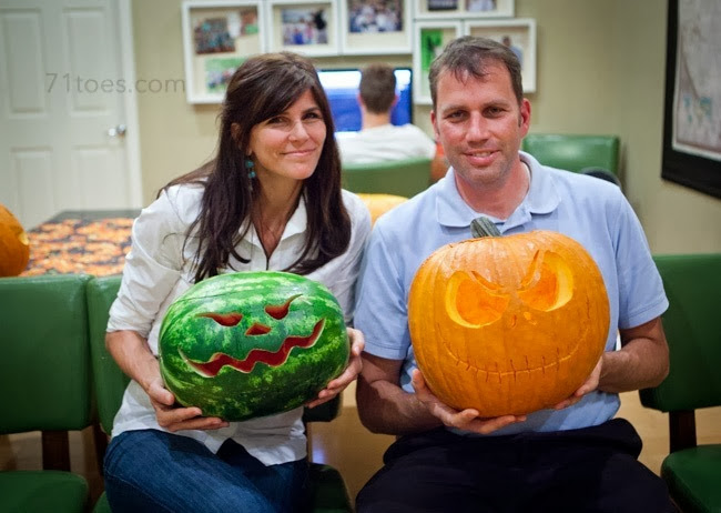 2013-10-28 pumpkin carving 91218