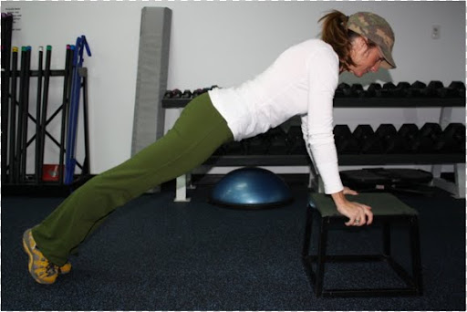 You can also use the box for push-ups!