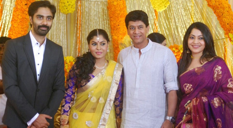 [tamil_actor_veera_bahu_wedding_reception_pic1%255B3%255D.jpg]