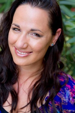 Jennifer Armentrout Pic