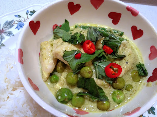  Ute cooks:  THAI GREEN CURRY (from scratch) 