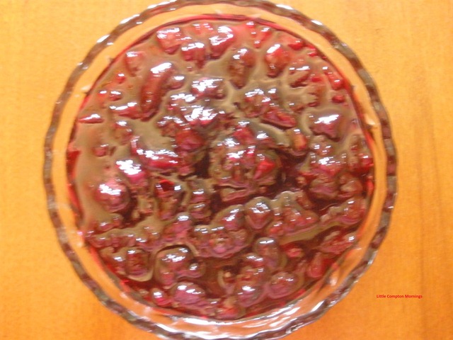[Beets%2520sauce2%255B3%255D.jpg]