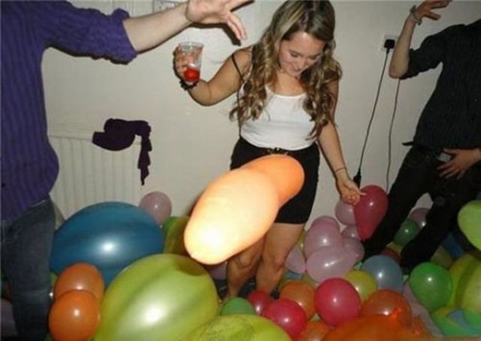 [viral-picdump-pics-79846a%255B2%255D.jpg]