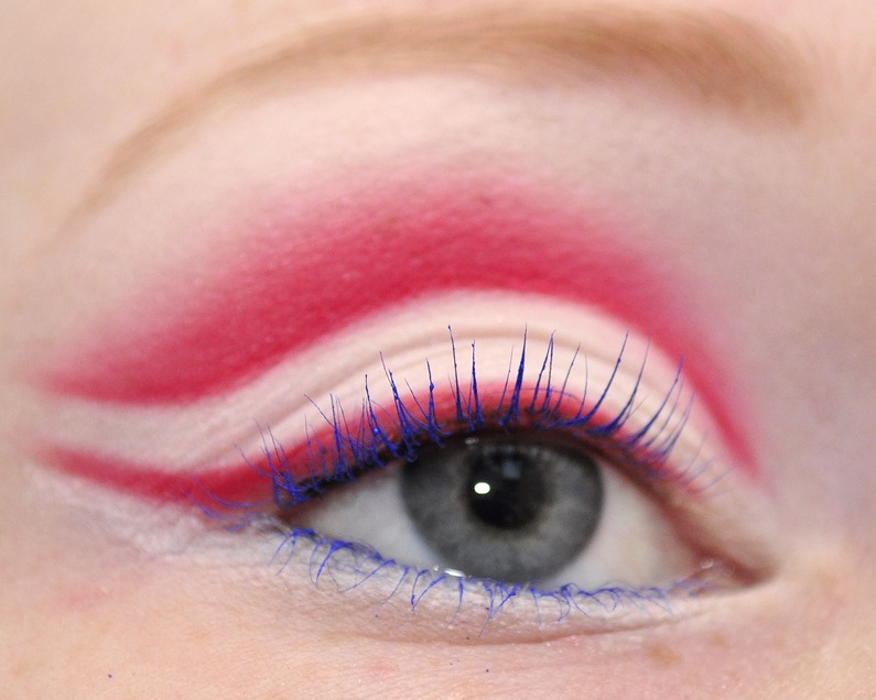 red and white cut crease