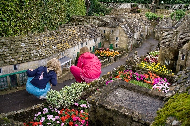 bourton-model-village-19 bourton-model-village-19