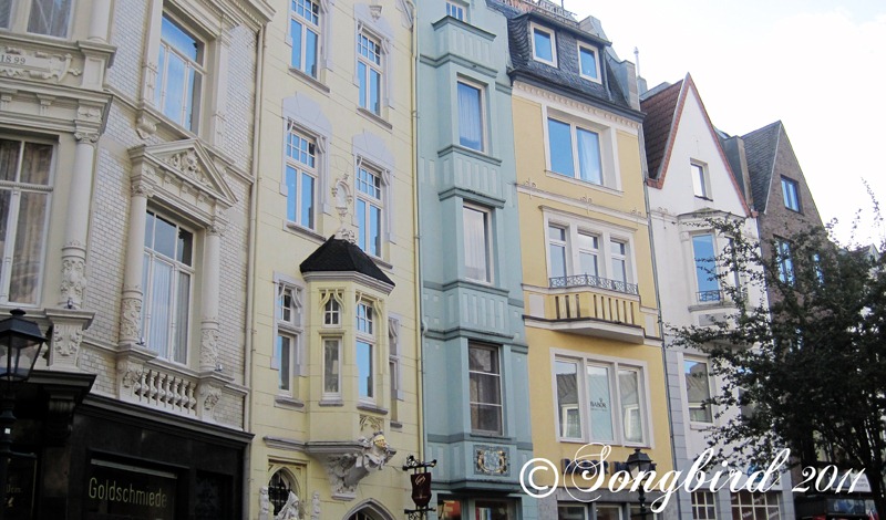 [Aachen-Buildings12.jpg]
