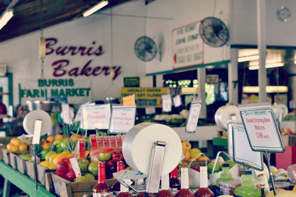 [burrisfarmmarket_3%255B5%255D.jpg]