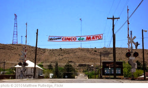 '5 de Mayo parade in Alpine' photo (c) 2010, Matthew Rutledge - license: https://creativecommons.org/licenses/by/2.0/