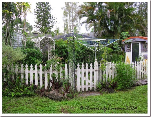 09-22-clothesline-arbor2