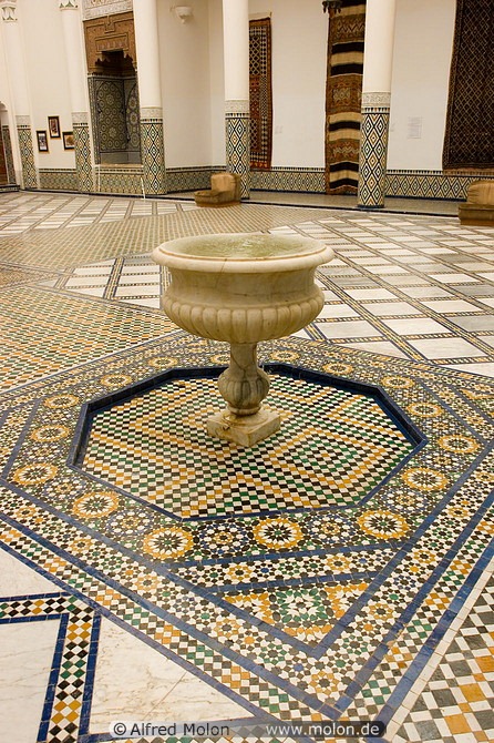 [04-Floor-with-Islamic-mosaics-and-fo%255B2%255D.jpg]