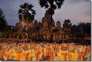 Cambodia Angkor Bayon at night 140120_0405