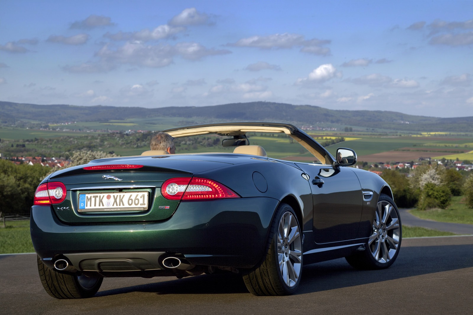 Jaguar-XK66-Special-Edition-6%25255B3%25