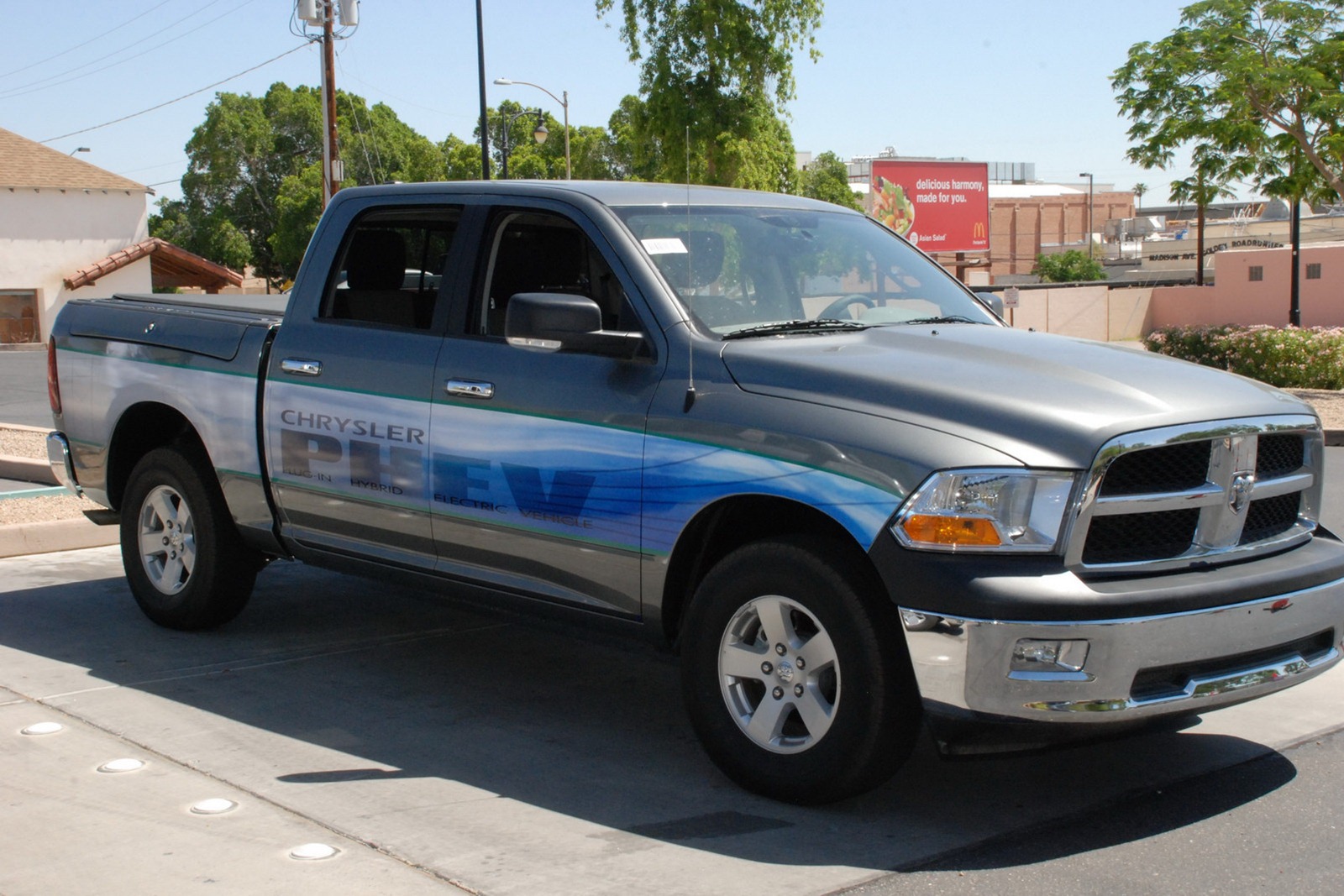 [RAM-Chrysler-PHEV_Test-Fleet-6%255B3%255D.jpg]