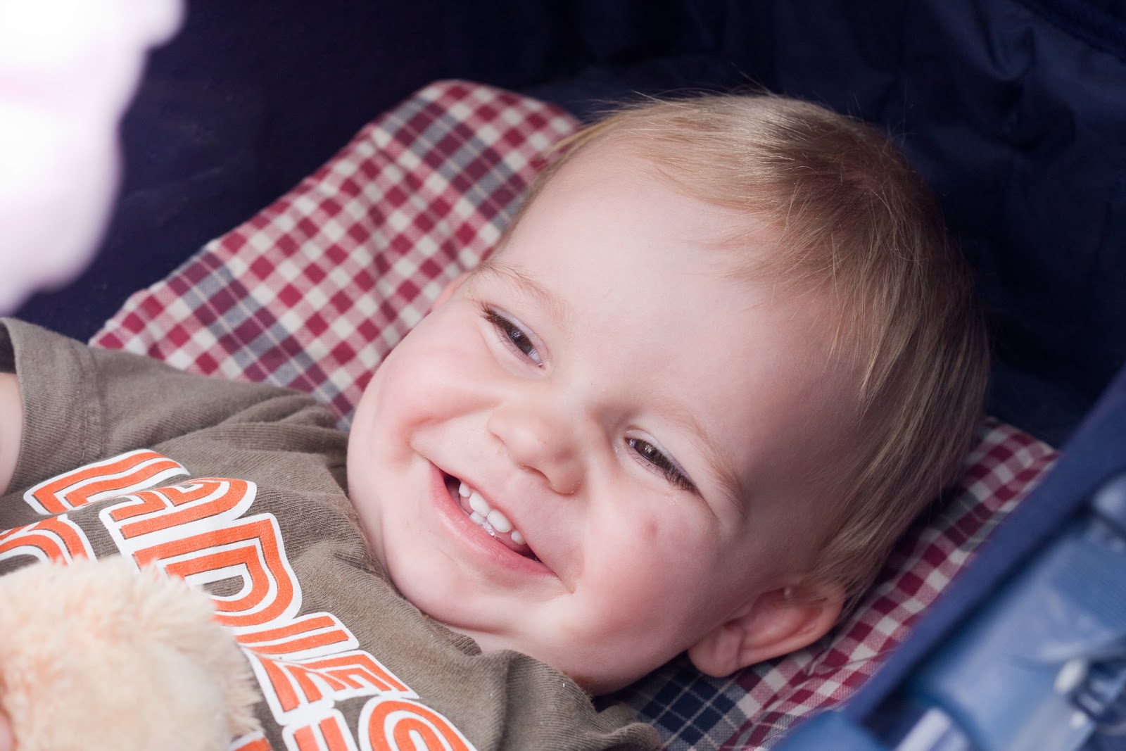 [9.6.12%2520-%2520jacob%2520laugh%255B8%255D.jpg]