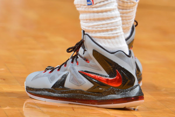 LeBron Wears 3 Different LBJ 10 Elites in 3 Straight Games