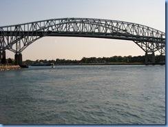 3676 Ontario Sarnia - Blue Water Bridge over St Clair River - Spartan tugboat pushing a barge