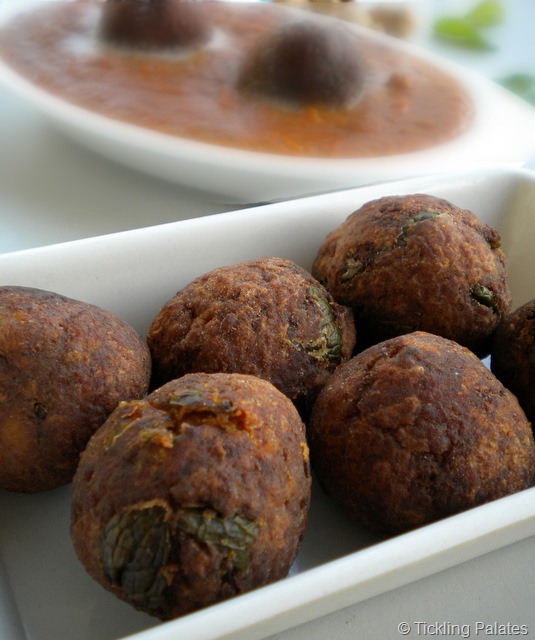 Soya Chunks Kofta Curry | Easy Soya Chunks Recipe | Tickling Palates
