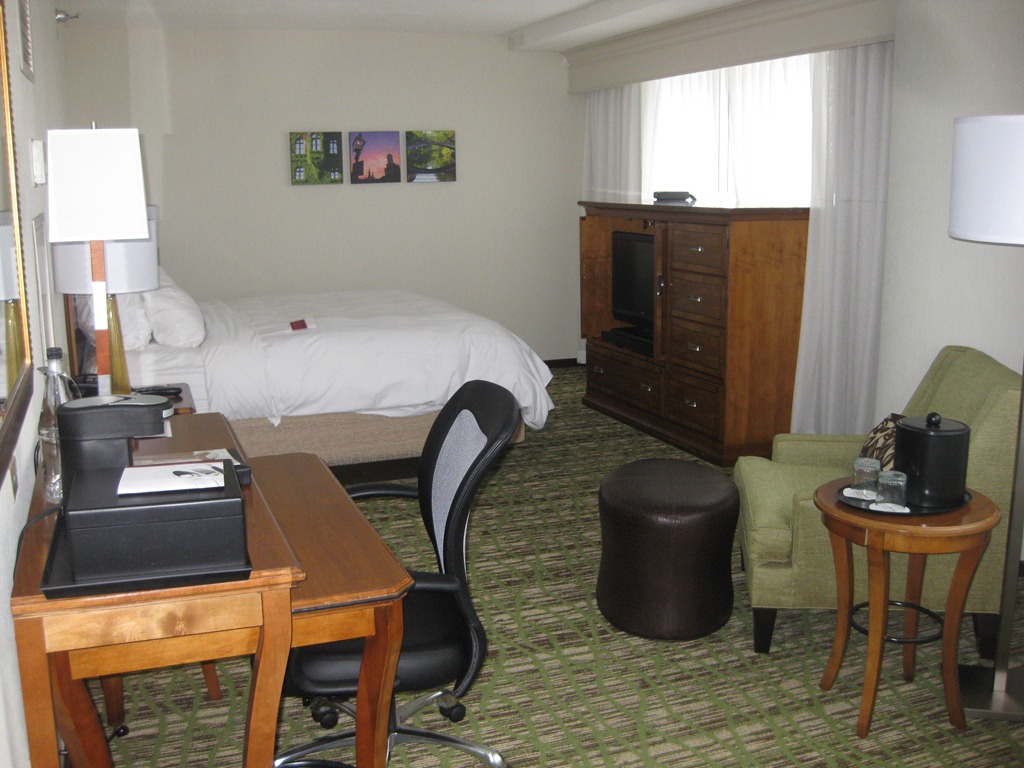 [00-Hotel%2520%25283%2529%255B2%255D.jpg]
