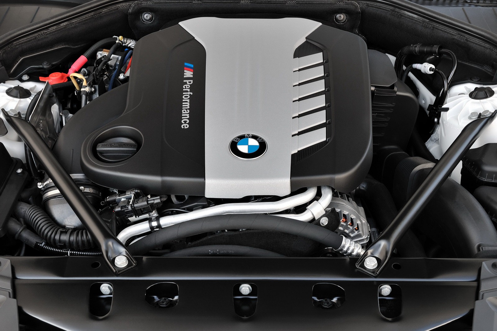 [2013-BMW-7-Series-232%255B2%255D.jpg]