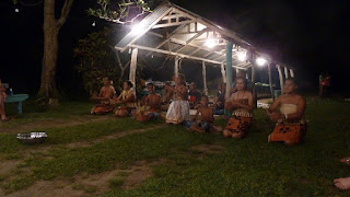 Tongan Feast am Ano Beach.
