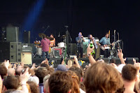 Eddie playing with Ben Harper