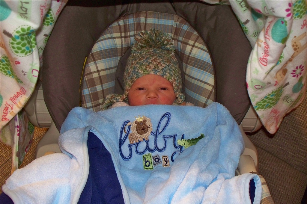 [Edward-is-Born_00045.jpg]
